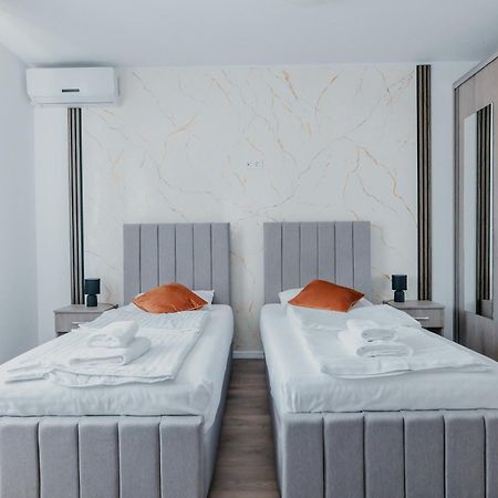 Aparthotel Plevnei2 Клуж-Напока Экстерьер фото